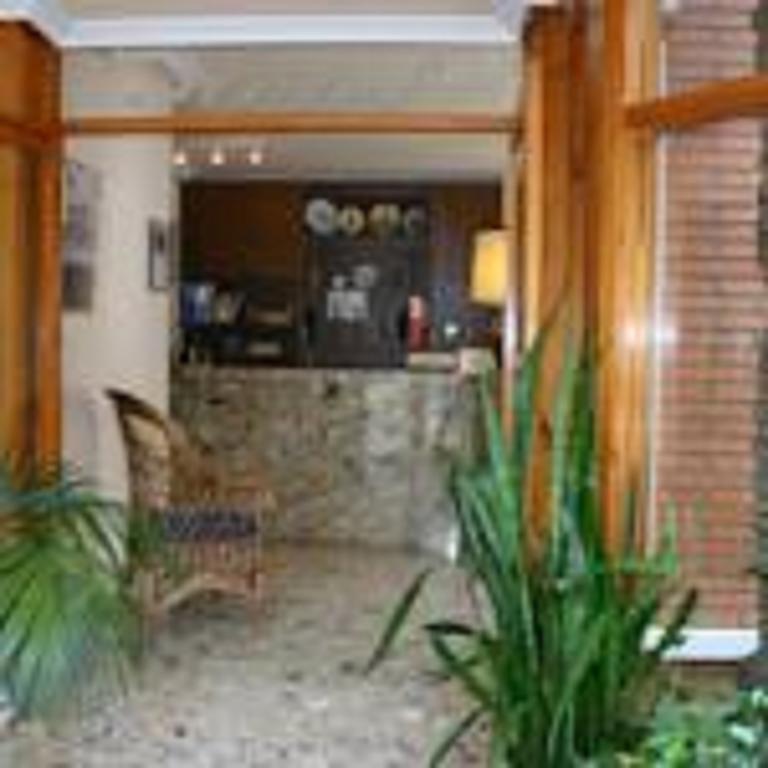 Hotel La Masia Portbou Kültér fotó