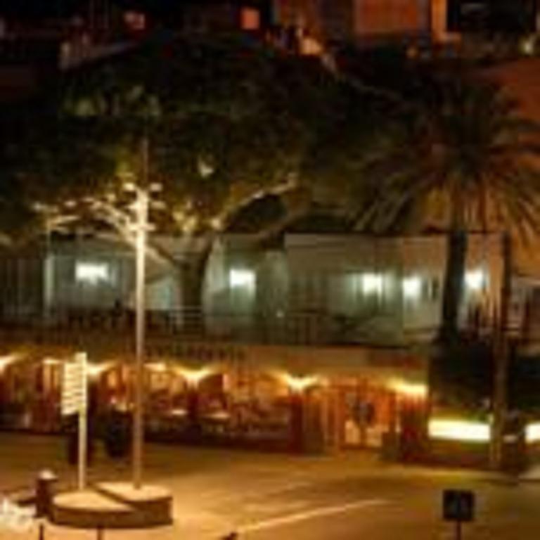 Hotel La Masia Portbou Kültér fotó