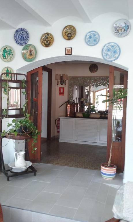 Hotel La Masia Portbou Kültér fotó